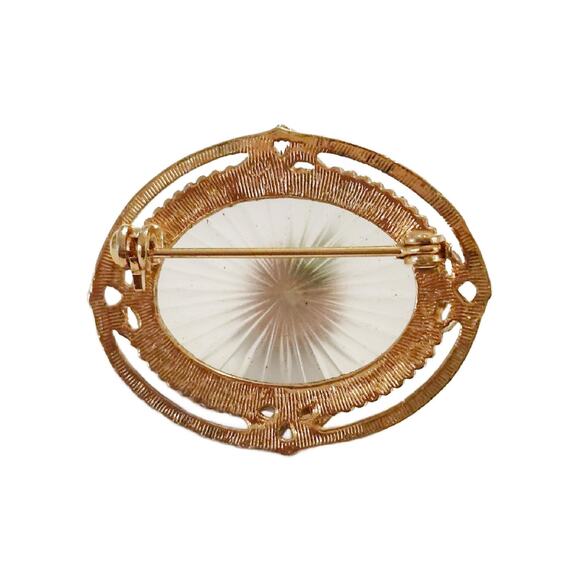 Vintage Lucite Rose Cameo Brooch - Picture 3 of 10